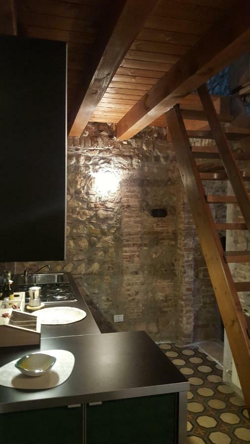 Apartmán La Casa Sui Portici Verona Exteriér fotografie