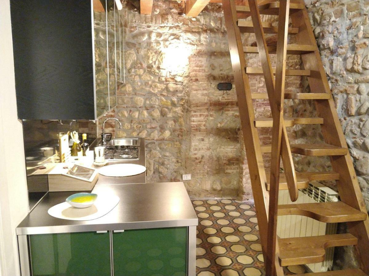 Apartmán La Casa Sui Portici Verona Exteriér fotografie