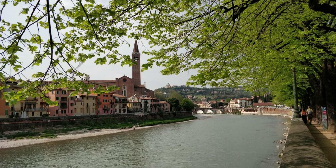 Apartmán La Casa Sui Portici Verona Exteriér fotografie